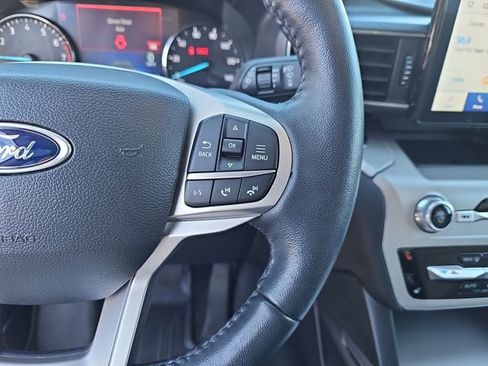 Used 2022 Ford Explorer XLT w/ Equipment Group 202A image 20
