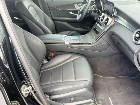 Used 2022 Mercedes-Benz GLC 300 4MATIC image 27