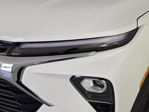 New 2026 Chevrolet TrailBlazer LT w/ LT Cold Weather Package FWD image 10