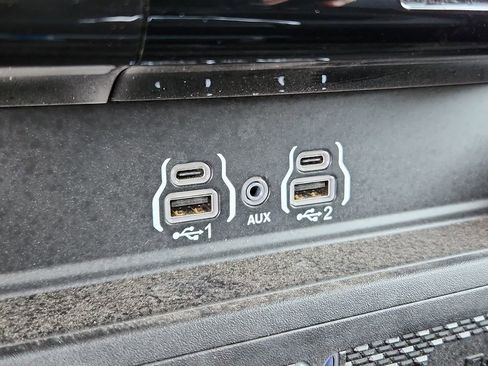 New 2025 RAM 2500 Laramie image 21