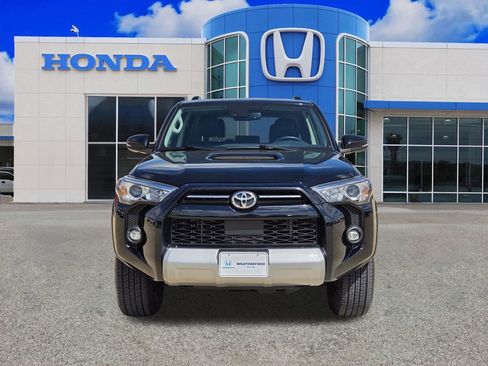 Used 2024 Toyota 4Runner TRD Off-Road Premium AWD/4WD image 8