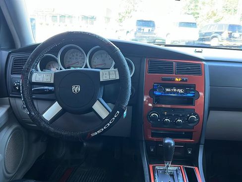 Used 2006 Dodge Charger R/T RWD image 11