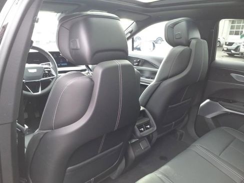 New 2025 Cadillac Lyriq Luxury image 14