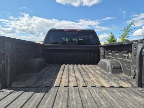Used 2022 Chevrolet Silverado 1500 RST AWD/4WD image 12