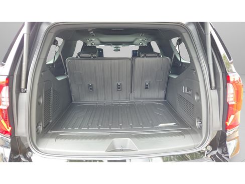 New 2026 GMC Yukon XL Elevation w/ Elevation Premium Package AWD/4WD image 16