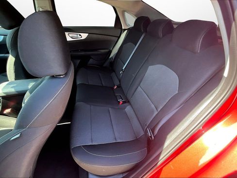 Used 2024 Kia Forte LXS w/ LXS Technology Package image 17