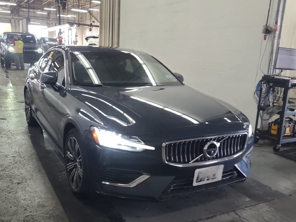 Used 2021 Volvo S60 T8 Inscription AWD/4WD image 1