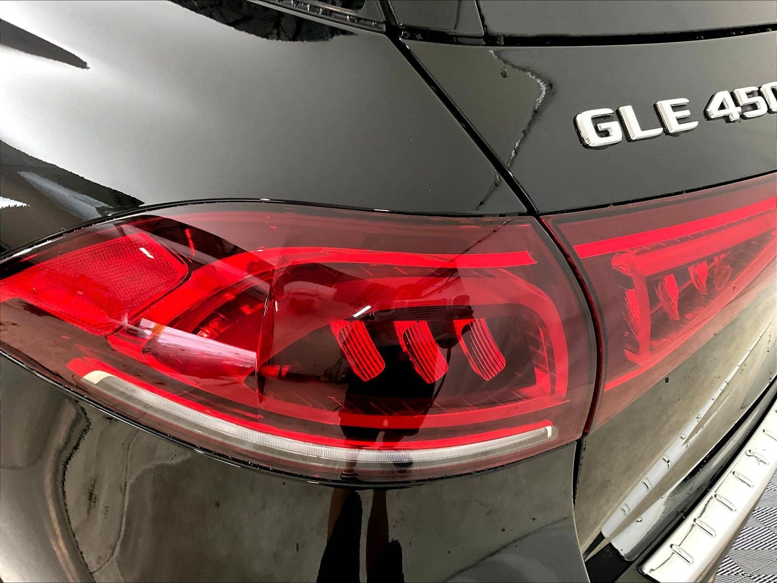 Certified 2023 Mercedes-Benz GLE 450 4MATIC image 23