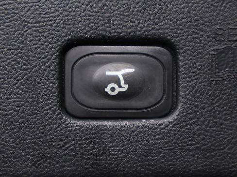 Used 2024 Ford Edge ST-Line AWD/4WD image 44
