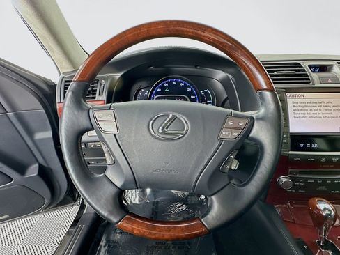 Used 2012 Lexus LS 600h L image 11