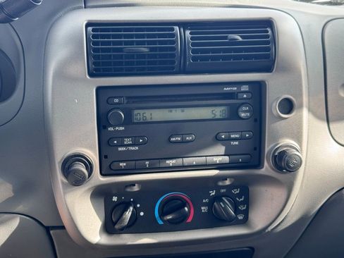 Used 2010 Ford Ranger XLT image 22