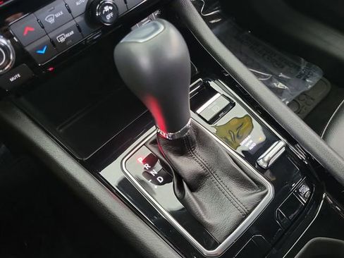 Used 2022 Jeep Compass Altitude w/ Convenience Group image 11