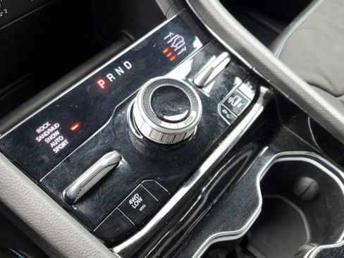 Certified 2023 Jeep Grand Cherokee Trailhawk AWD/4WD image 22