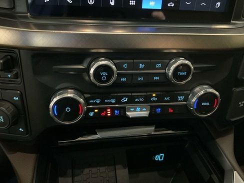 Used 2024 Ford F250 King Ranch w/ Chrome Package image 25