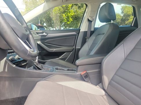 Used 2023 Volkswagen Jetta SE image 20