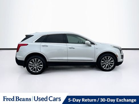 Used 2019 Cadillac XT5 Premium Luxury image 9