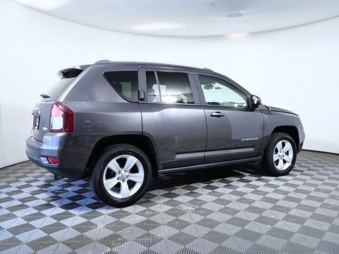 Used 2015 Jeep Compass Latitude AWD/4WD image 6