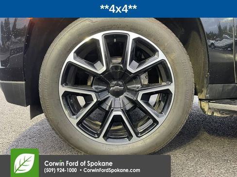 Used 2023 Chevrolet Tahoe RST image 9