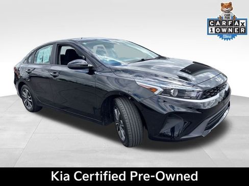 Used 2023 Kia Forte LXS w/ LXS Technology Package FWD image 1