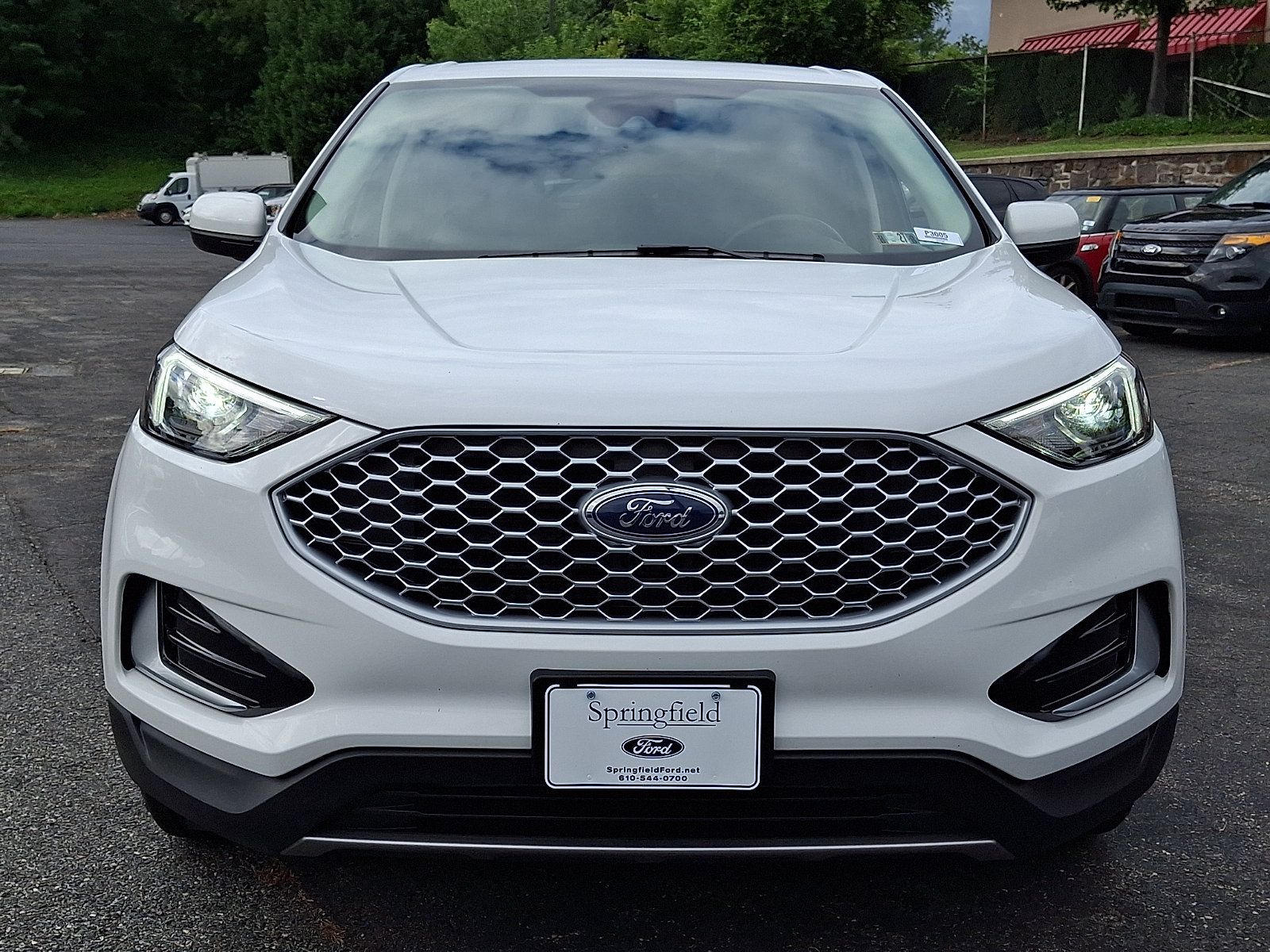 Certified 2024 Ford Edge SEL AWD/4WD image 2