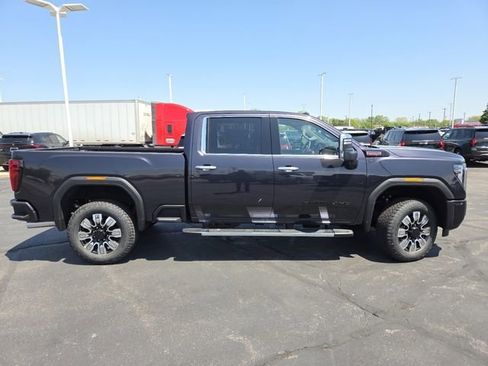 New 2026 GMC Sierra 2500 Denali w/ Denali Reserve Package AWD/4WD image 27