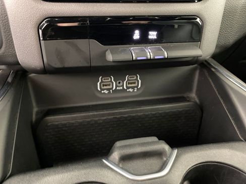 Used 2024 RAM 1500 Laramie image 21