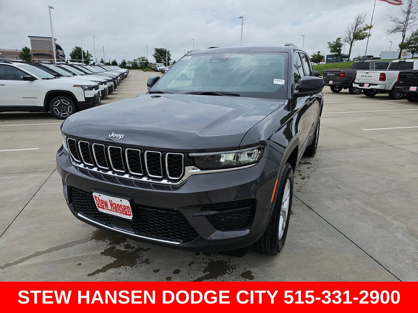 New 2026 Jeep Grand Cherokee Laredo X AWD/4WD image 1