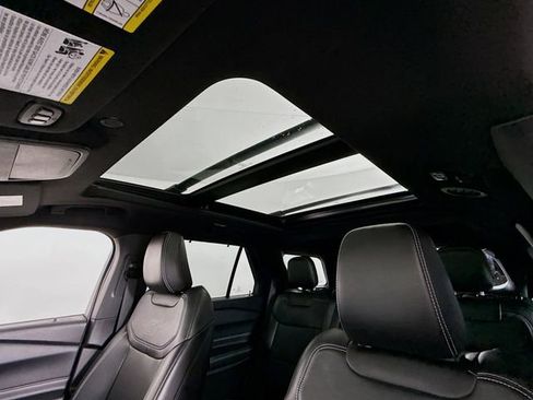 Certified 2022 Ford Explorer ST w/ Equipment Group 401A image 23