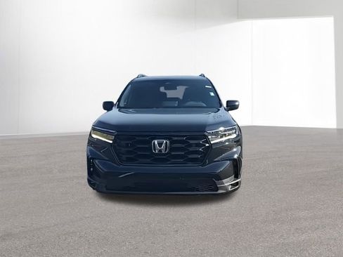New 2025 Honda Pilot Sport image 3