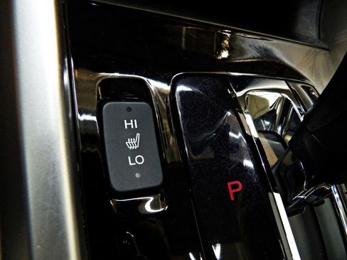 Used 2017 Honda Accord Touring image 22