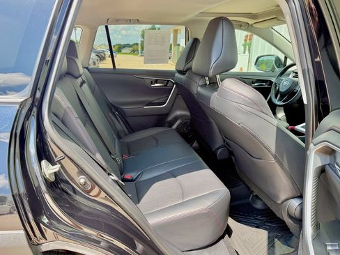 Used 2020 Toyota RAV4 TRD Off-Road w/ TRD Off-Road Weather Package AWD/4WD image 20