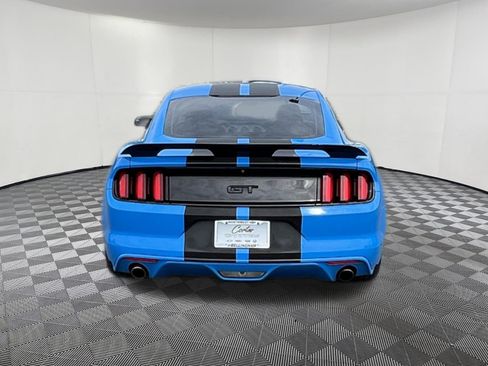Used 2017 Ford Mustang GT w/ Black Accent Package RWD image 5