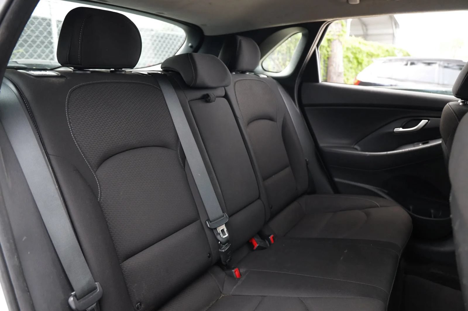 Used 2018 Hyundai Elantra GT FWD image 22
