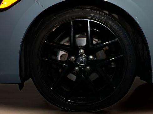 Used 2023 Honda Civic Sport image 17