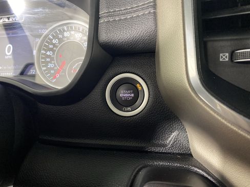 Used 2019 RAM 1500 Laramie w/ Sport Appearance Package AWD/4WD image 25