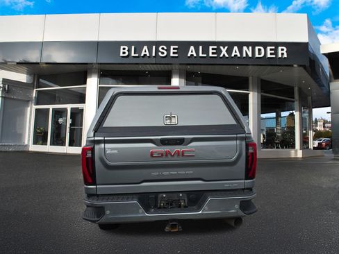 Used 2024 GMC Sierra 3500 SLT w/ SLT Premium Package AWD/4WD image 5