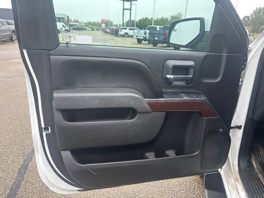 Used 2014 GMC Sierra 1500 SLE w/ SLE Preferred Package AWD/4WD image 15