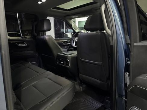 Used 2024 GMC Sierra 1500 Denali AWD/4WD image 36