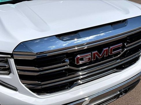 Used 2025 GMC Sierra 1500 SLT AWD/4WD image 33