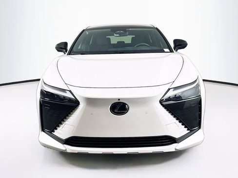 Used 2023 Lexus RZ 450e Premium w/ Accessory Package (2T) AWD/4WD image 2