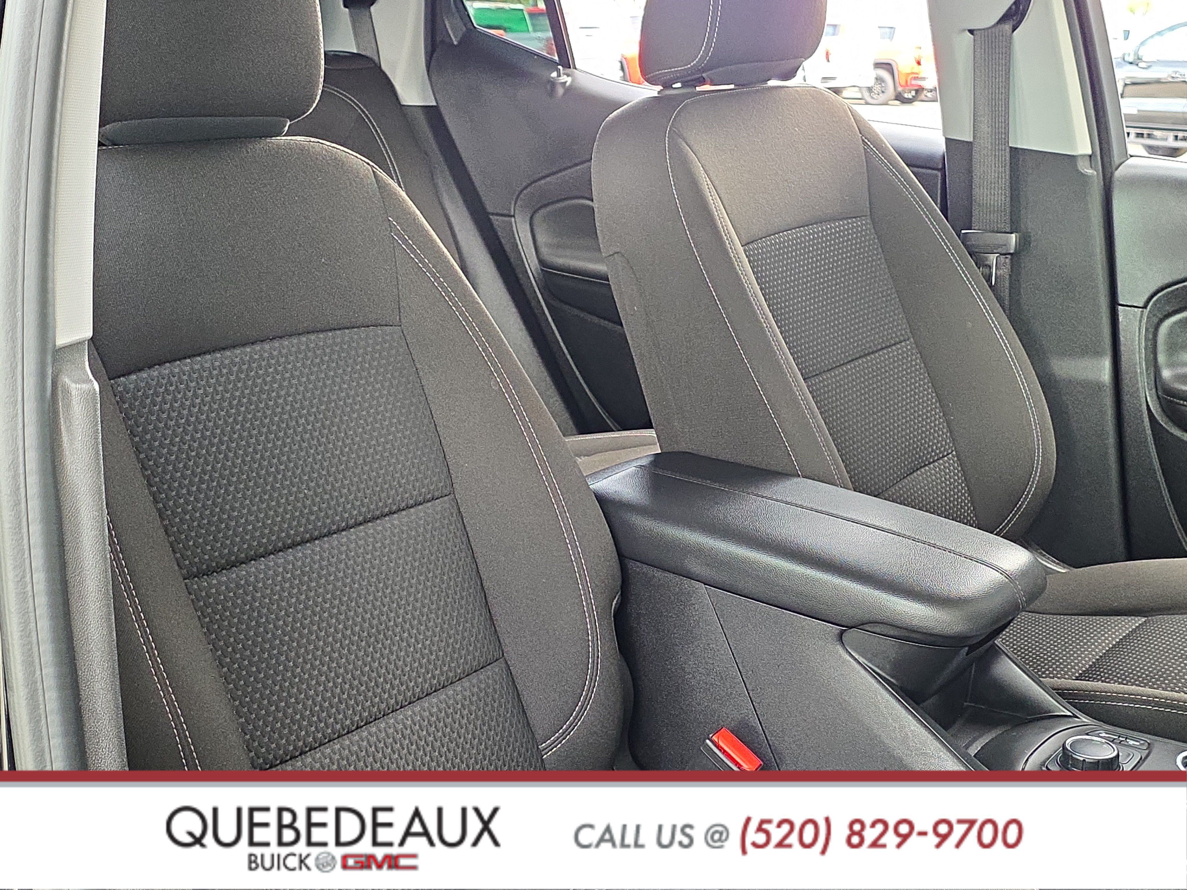 Used 2024 GMC Terrain SLE w/ Driver Convenience Package FWD image 26