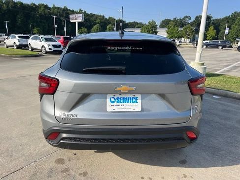New 2026 Chevrolet Trax LS FWD image 5