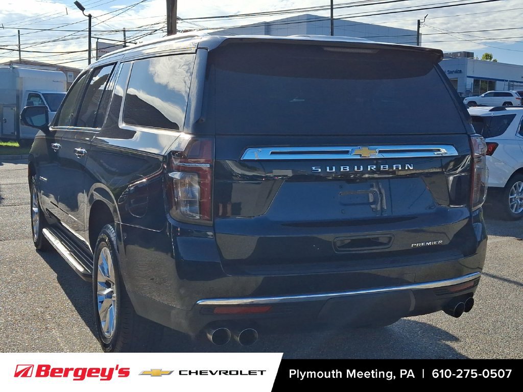 Certified 2024 Chevrolet Suburban Premier AWD/4WD image 4