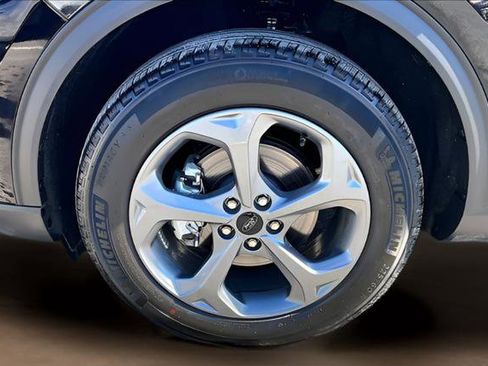 Used 2025 Ford Escape ST-Line image 8