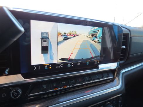 Used 2024 Chevrolet Silverado 2500 LTZ w/ LTZ Plus Package image 25