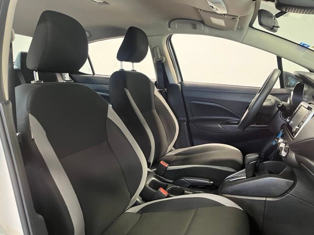 Used 2025 Nissan Versa S FWD image 10