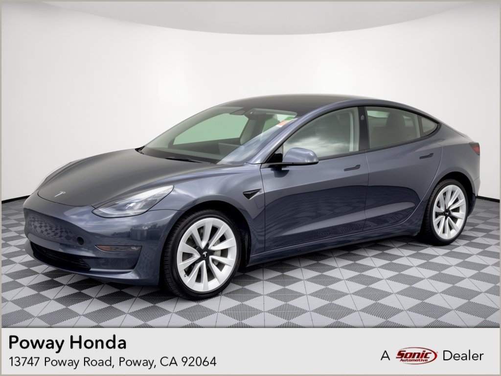 Used 2023 Tesla Model 3 Standard Range RWD image 1
