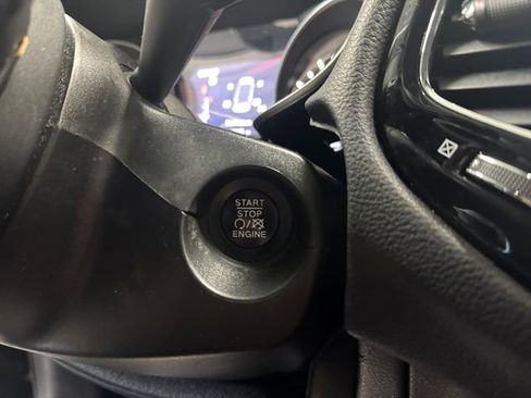 Used 2019 Jeep Compass Limited AWD/4WD image 20