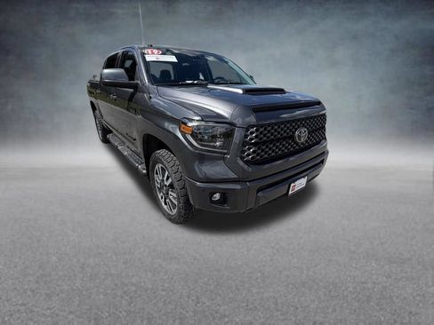 Used 2019 Toyota Tundra SR5 AWD/4WD image 8