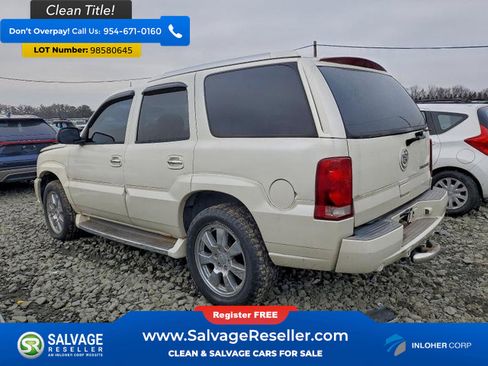 Used 2004 Cadillac Escalade AWD image 3